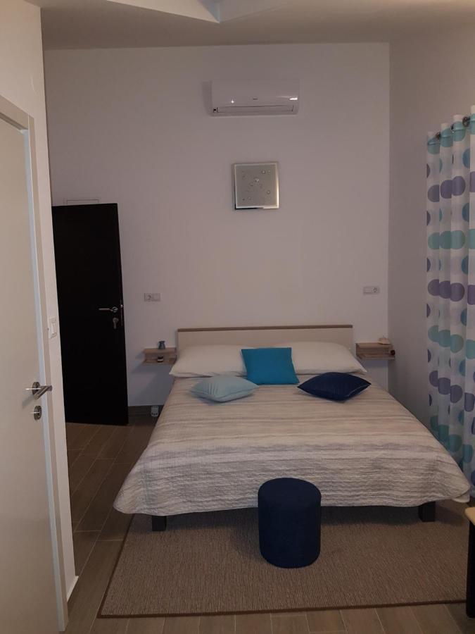 Gabi Rooms & Studio Apartment Lozovac Exterior photo